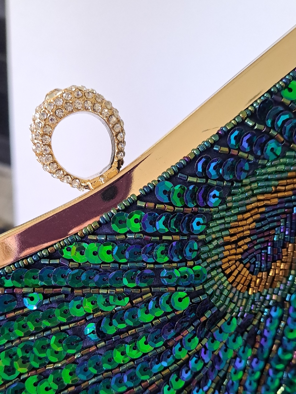 Peacock Sequin Clutch Evening Bag Rhinestone Ring Handle Glam Statement - Picture 3 of 11